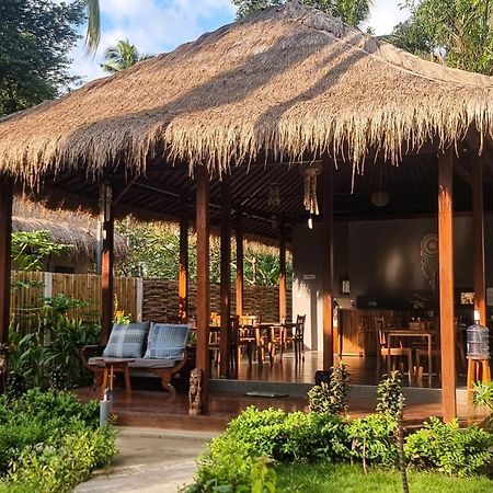 Ananda B&B Gili Air Exterior photo
